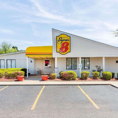 Super 8 By Wyndham Aberdeen Southern Pines Exterior photo